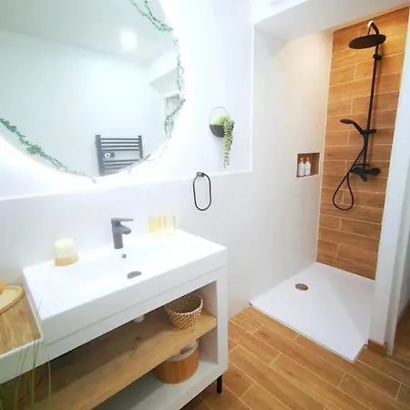 Casa Rosa, Un Petit Cocon Catalan Casa de Férias Ortaffa