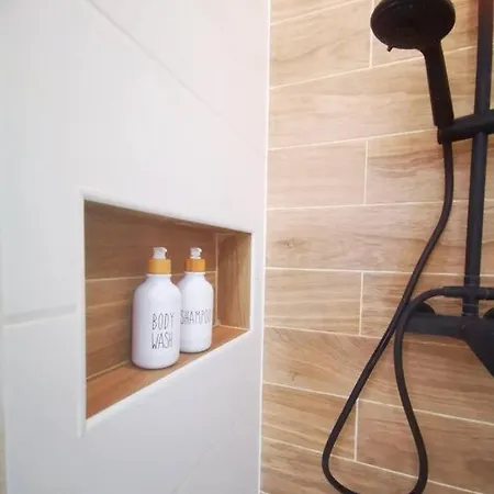 Casa Rosa, Un Petit Cocon Catalan