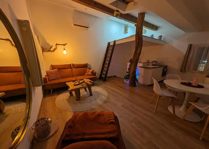 Casa Rosa, Un Petit Cocon Catalan